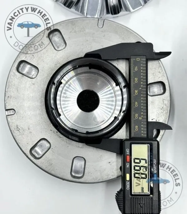 Mercedes Maybach S580 145mm Wheel Cap – Silver/Black - (Set of 4) - Image 3