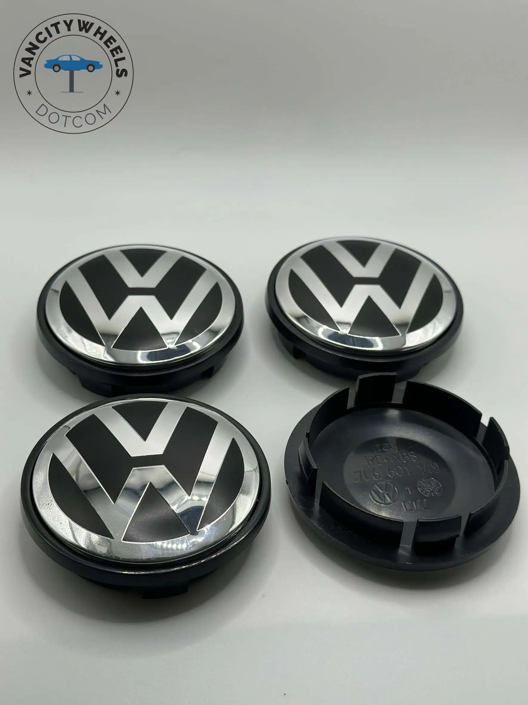 VW Touareg Wheel Center Caps