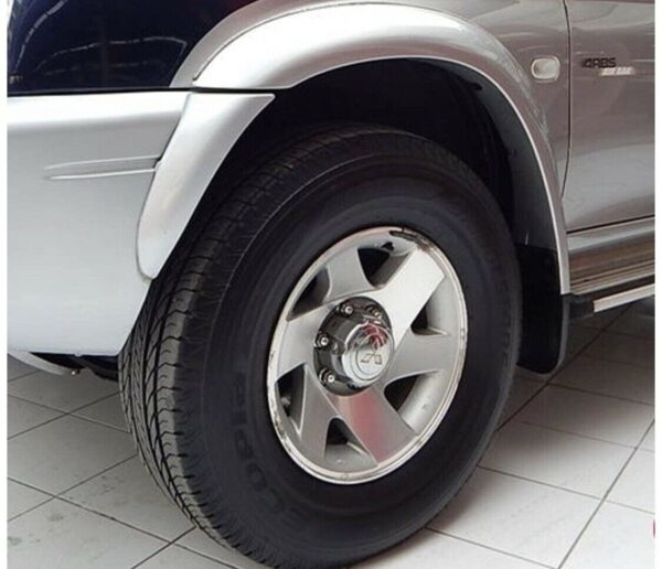 4X New For 1992-2002 Mitsubishi Montero Sport MB816581 Chrome Wheel Center Hub - Image 2